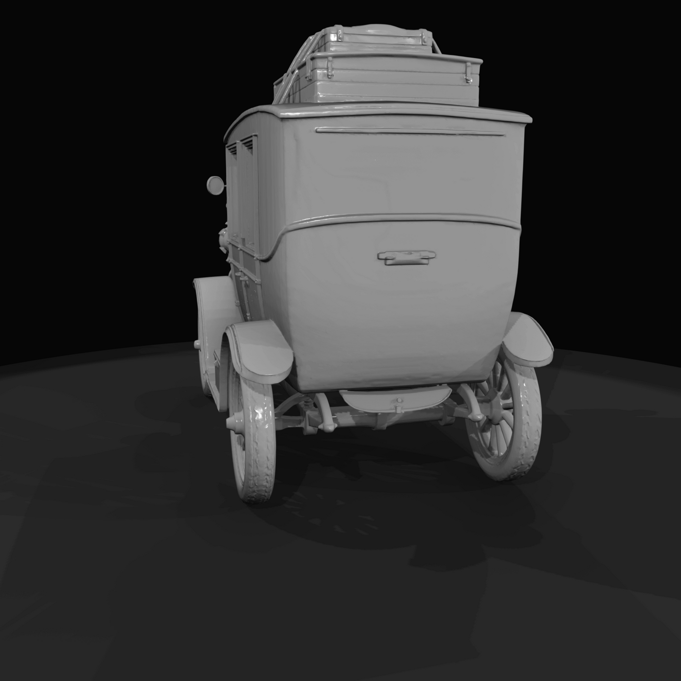 1910s Small covered sedan with luggage