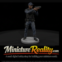 Modern Police Officer at the Ready — thumbnail 1