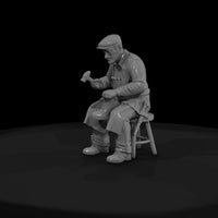 seated-shoemaker-figurine-realistic-diorama-figure-990082 — thumbnail 3