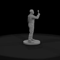 air-028-worker-cowling-mechanic — thumbnail 2