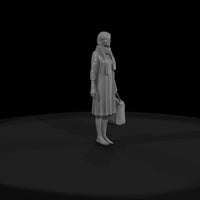 black-friday-woman-with-tote — thumbnail 4