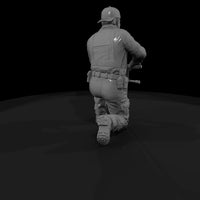 air-014-worker-hydrant-fuel-operator — thumbnail 3