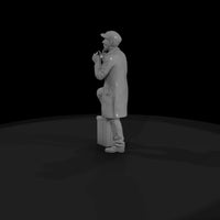 elderly-man-on-crate-ho-scale-diorama-figure-550099 — thumbnail 5