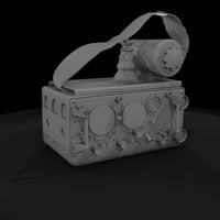 20260612-old-military-radio-with-strap-9ede2b21f3 — thumbnail 5