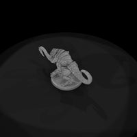 grimdark-sci-fi-armored-alien-predator-miniature-4 — thumbnail 6