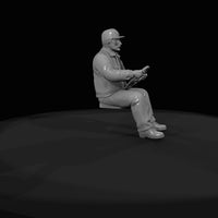 seated-male-driver-figurine — thumbnail 7