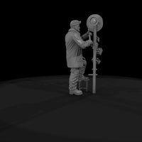railroad-personnel-freight-yard-signal — thumbnail 9