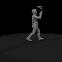 modern-delivery-people-drone-operator — thumbnail 9
