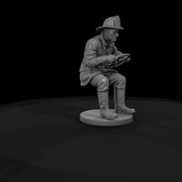 fire-1950s-04-engine-driver-22fa20 — thumbnail 8