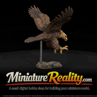 Animal Golden Eagle miniature, three-quarter view — thumbnail 1